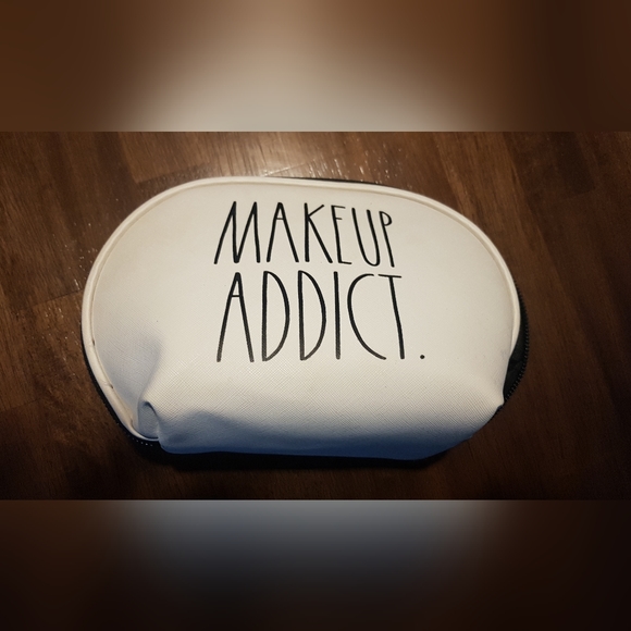 Rae Dunn Makeup bag - Picture 3 of 3